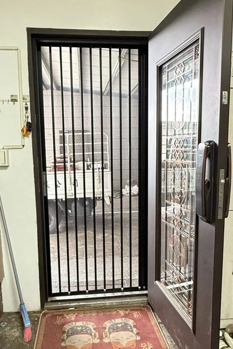 金剛紗門折疊門